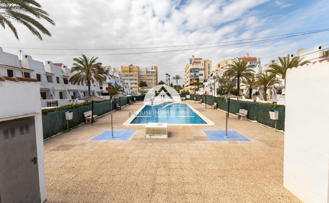 Resale - Apartment  - Torrevieja - La Veleta
