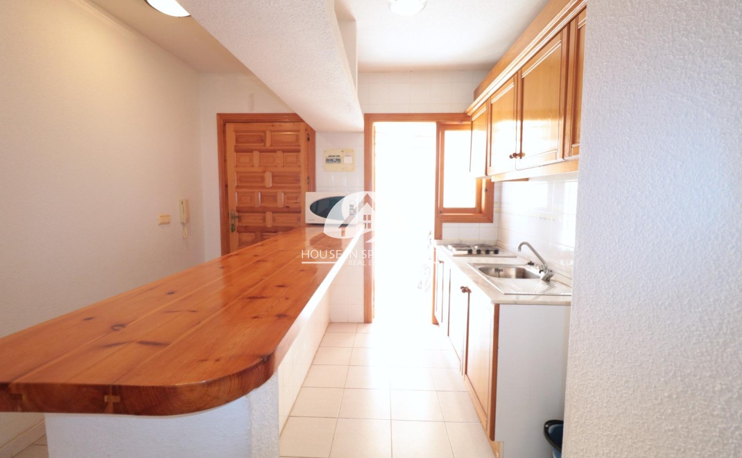 Resale - Apartment  - Torrevieja - La Veleta