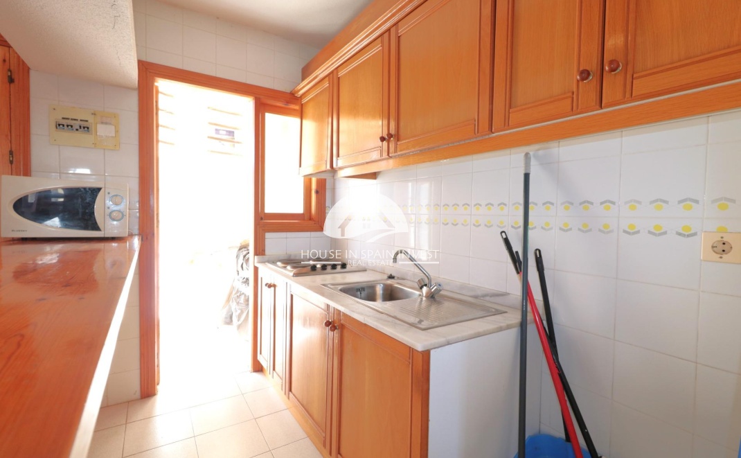 Resale - Apartment  - Torrevieja - La Veleta