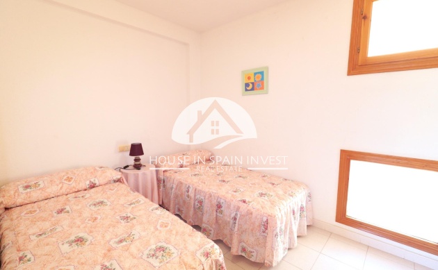 Resale - Apartment  - Torrevieja - La Veleta