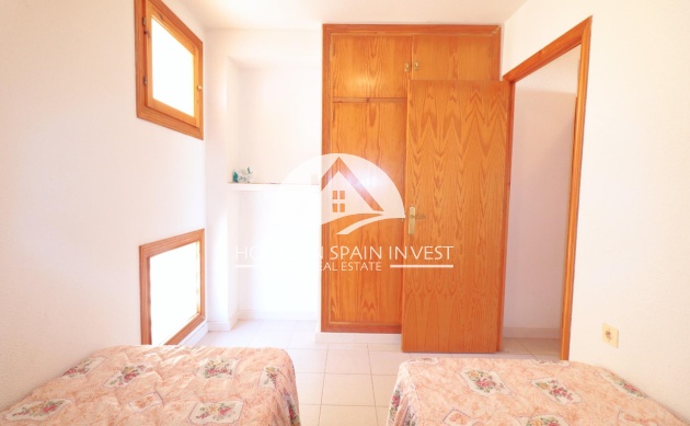 Resale - Apartment  - Torrevieja - La Veleta