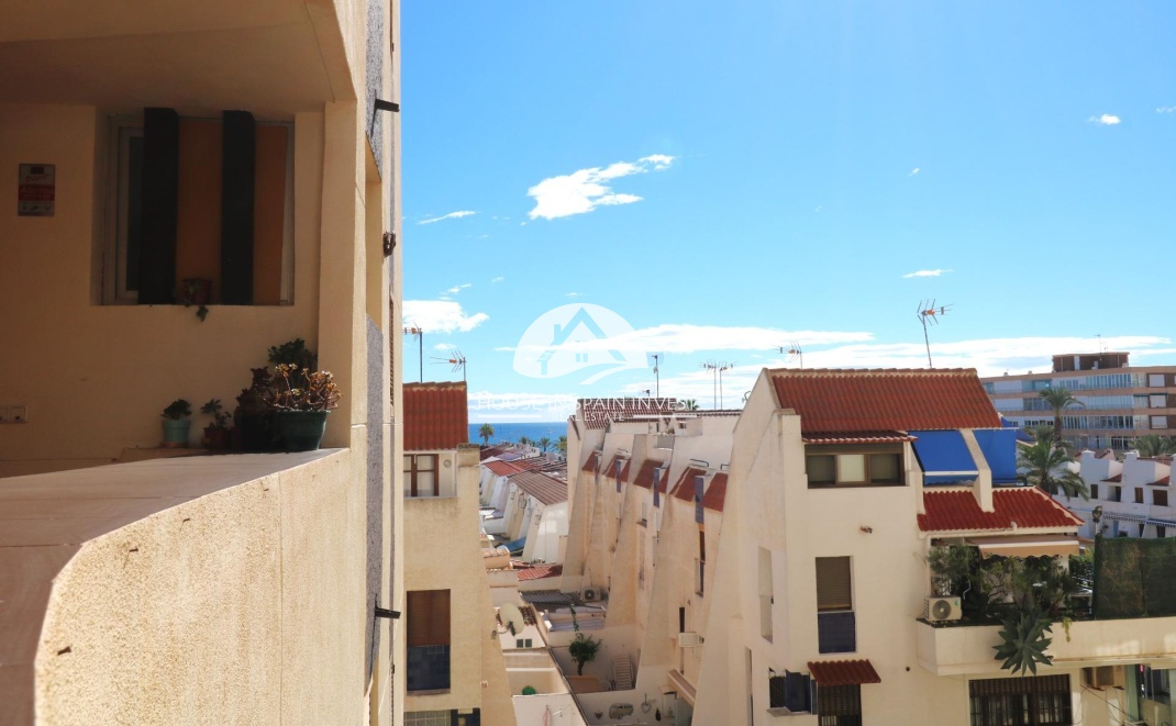 Resale - Apartment  - Torrevieja - La Veleta