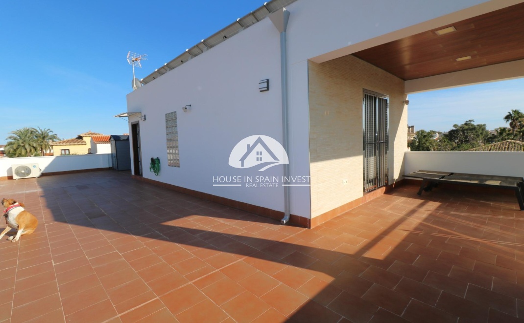 Resale - Villa - Torrevieja - Torreta - Salado