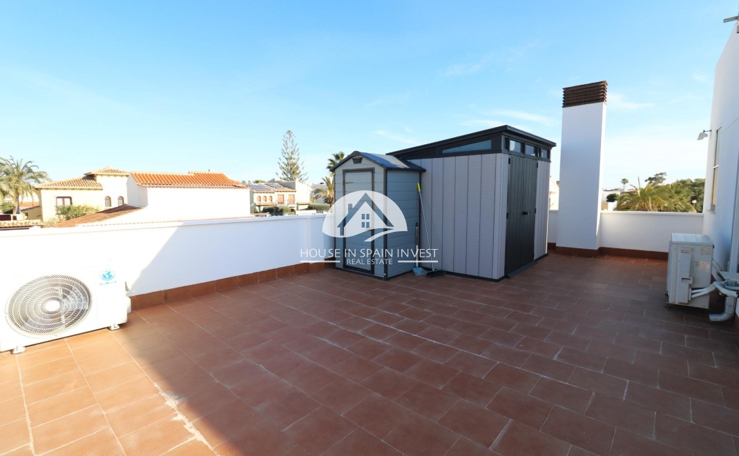 Resale - Villa - Torrevieja - Torreta - Salado