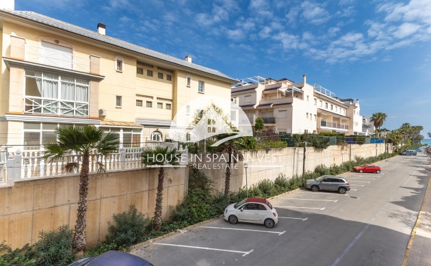 Resale - Apartment  - Torrevieja - La Veleta