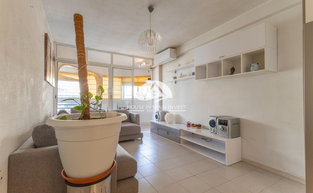 Resale - Apartment  - Torrevieja - La Veleta