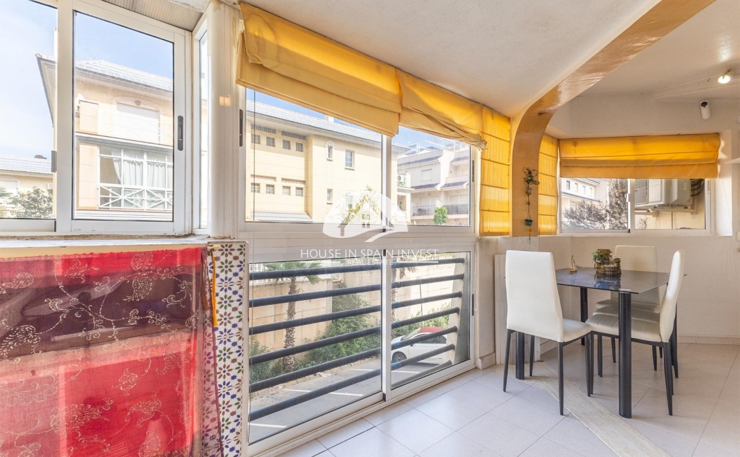 Resale - Apartment  - Torrevieja - La Veleta