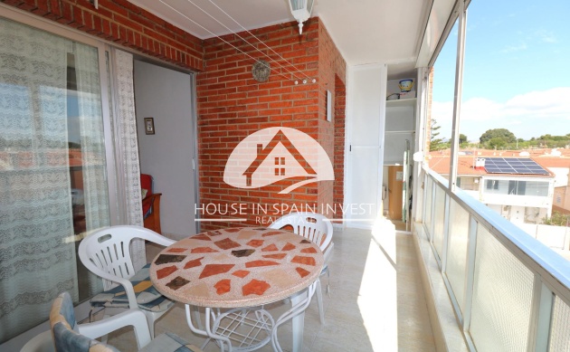 Resale - Apartment  - Torrevieja - Playa de los Naufragos