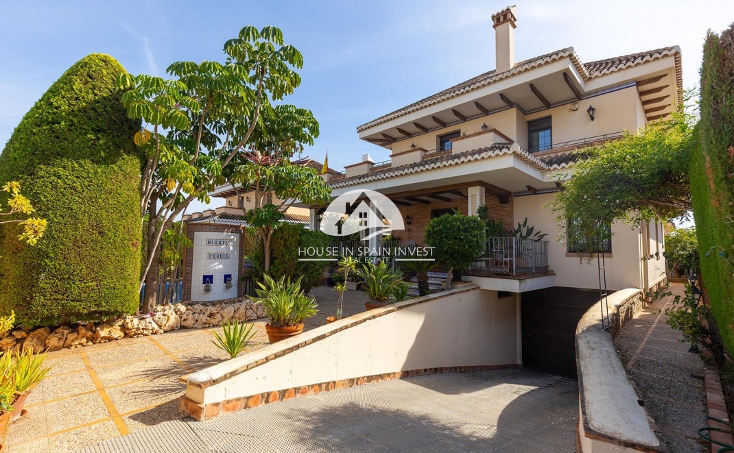 Resale - Villa - Torrevieja - La Veleta