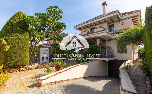 Resale - Villa - Torrevieja - La Veleta