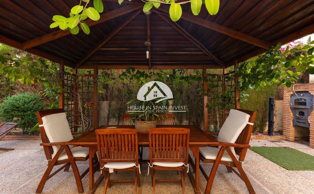 Resale - Villa - Torrevieja - La Veleta