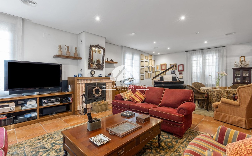 Resale - Villa - Torrevieja - La Veleta