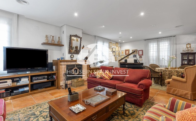 Resale - Villa - Torrevieja - La Veleta