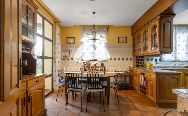 Resale - Villa - Torrevieja - La Veleta