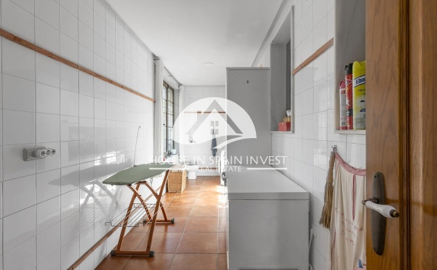 Resale - Villa - Torrevieja - La Veleta