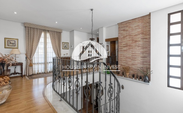 Resale - Villa - Torrevieja - La Veleta