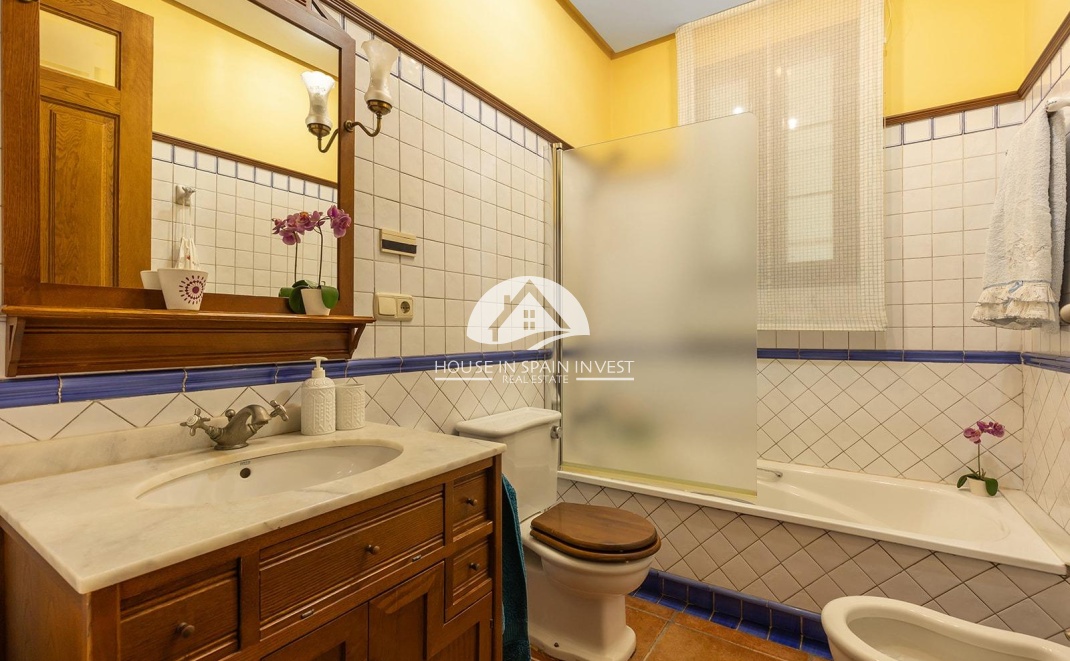 Resale - Villa - Torrevieja - La Veleta