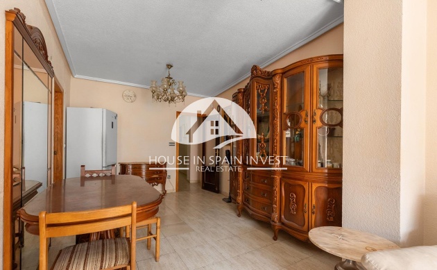Resale - Apartment  - Torrevieja - Playa del Cura