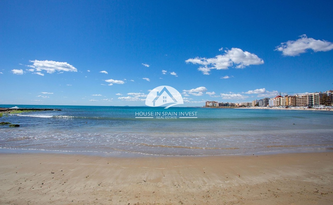 Resale - Apartment  - Torrevieja - Playa del Cura