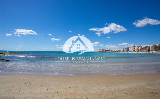 Resale - Apartment  - Torrevieja - Playa del Cura