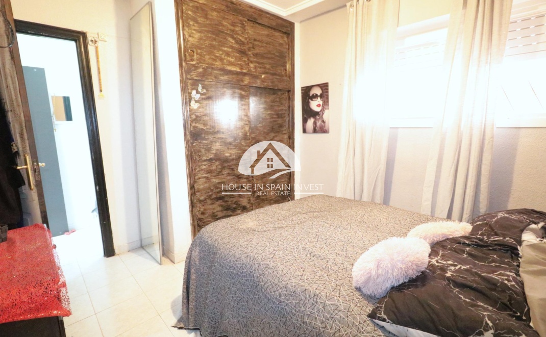 Resale - Apartment  - Torrevieja - La Mata