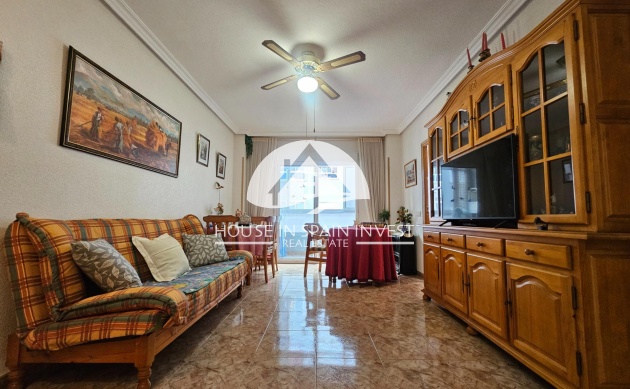 Resale - Apartment  - Torrevieja - Playa del Cura