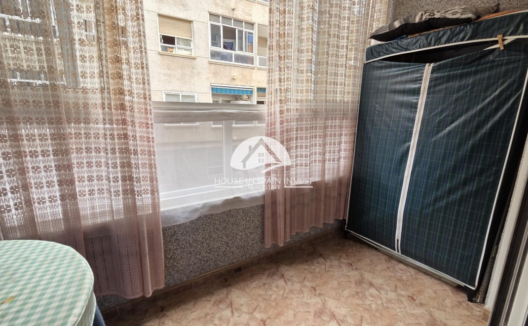 Resale - Apartment  - Torrevieja - Playa del Cura