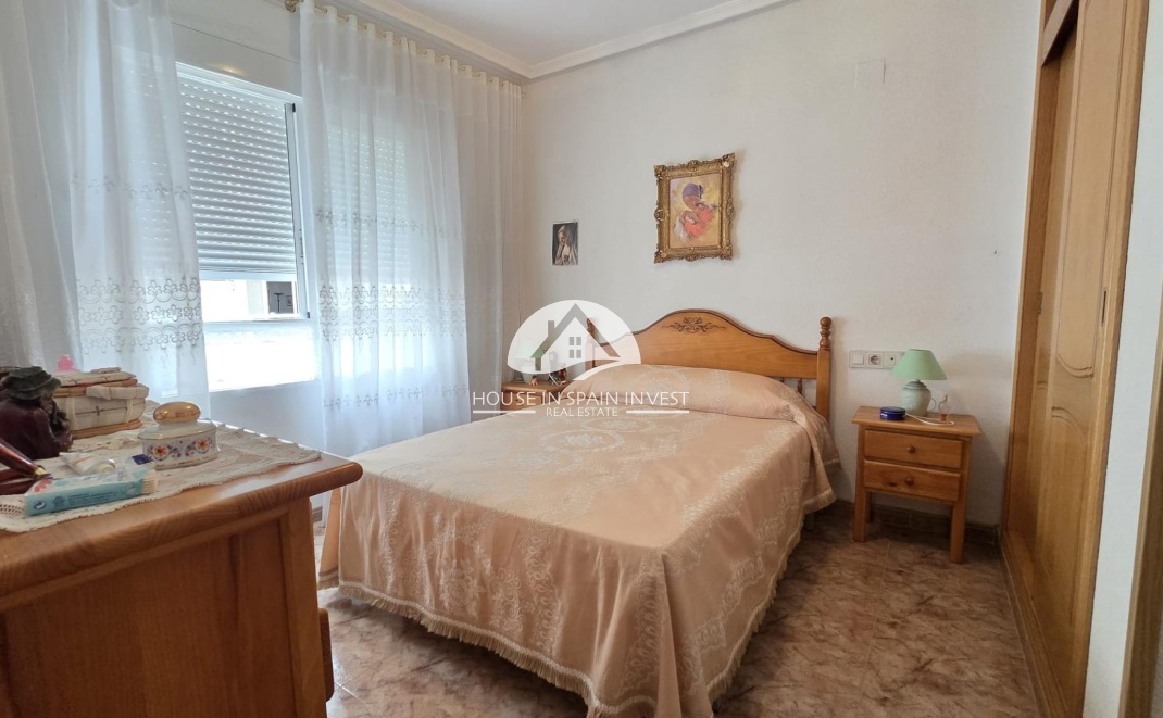 Resale - Apartment  - Torrevieja - Playa del Cura