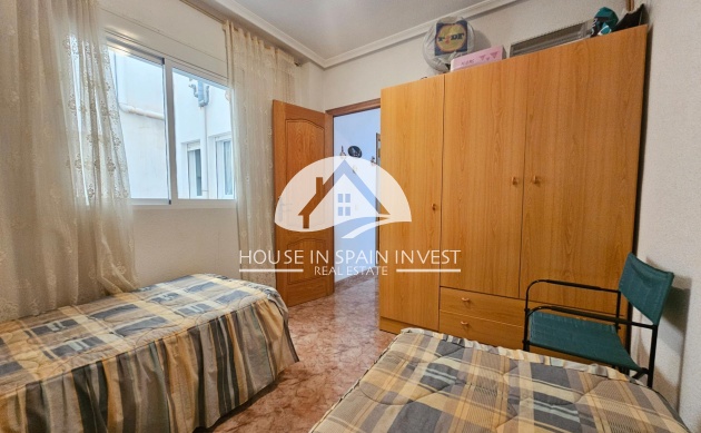 Resale - Apartment  - Torrevieja - Playa del Cura