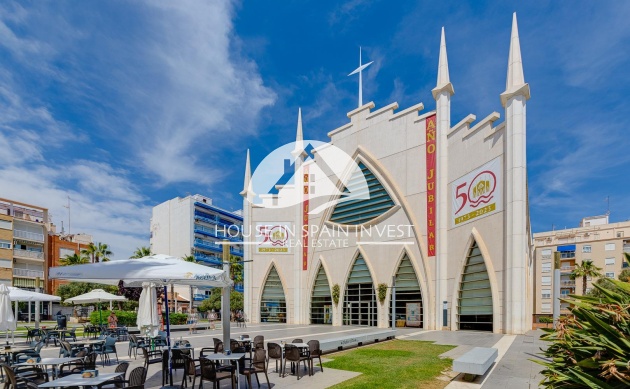 Resale - Apartment  - Torrevieja - Playa del Cura