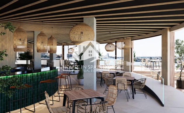 Resale - Commercial Unit - Torrevieja - Centro