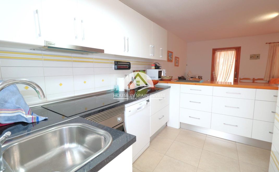 Resale - Townhouse - Torrevieja - Playa de los Naufragos