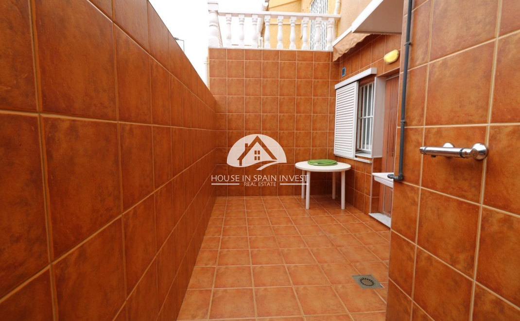 Resale - Townhouse - Torrevieja - Playa de los Naufragos