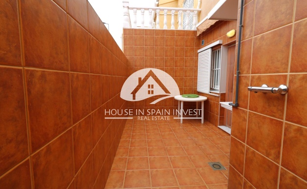 Resale - Townhouse - Torrevieja - Playa de los Naufragos