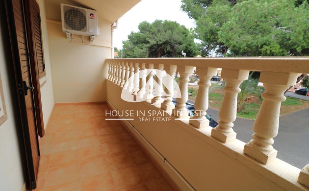 Resale - Townhouse - Torrevieja - Playa de los Naufragos