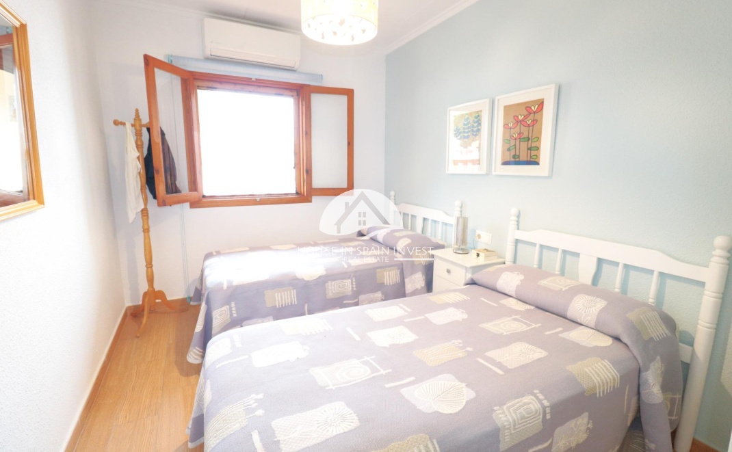 Resale - Townhouse - Torrevieja - Playa de los Naufragos