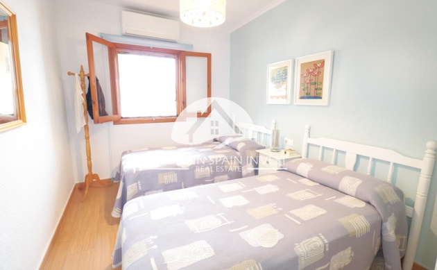 Resale - Townhouse - Torrevieja - Playa de los Naufragos