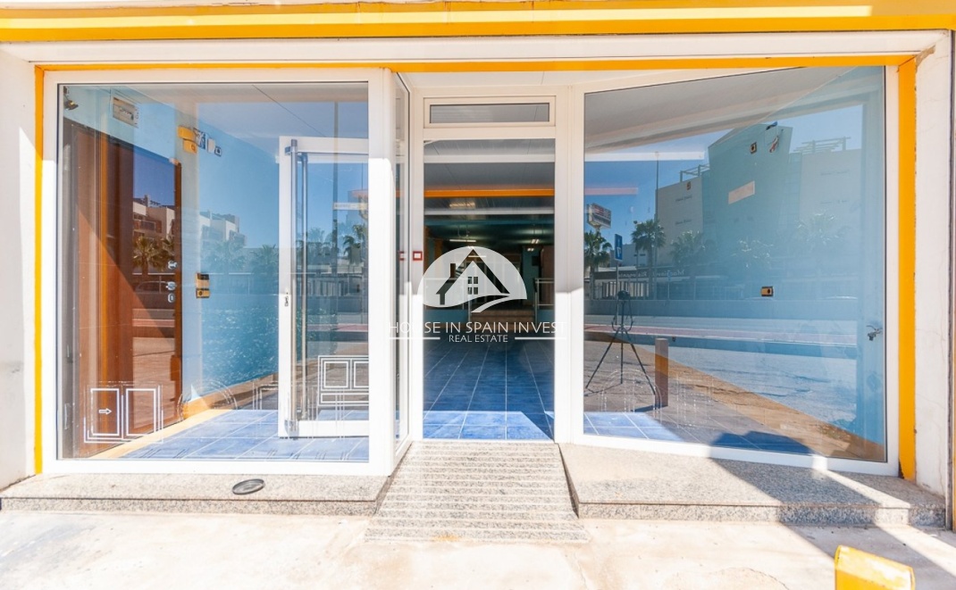 Resale - Commercial property - Orihuela Costa - La Regia