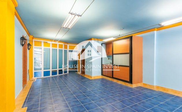 Resale - Commercial property - Orihuela Costa - La Regia