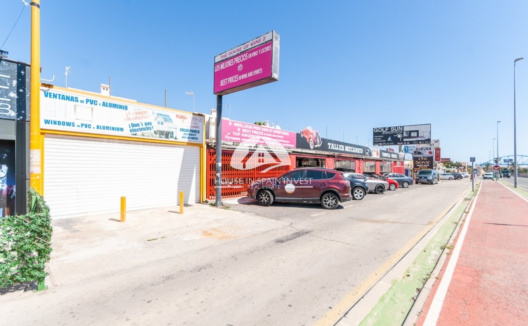 Resale - Commercial property - Orihuela Costa - La Regia