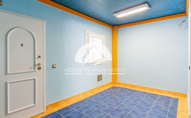 Resale - Commercial property - Orihuela Costa - La Regia