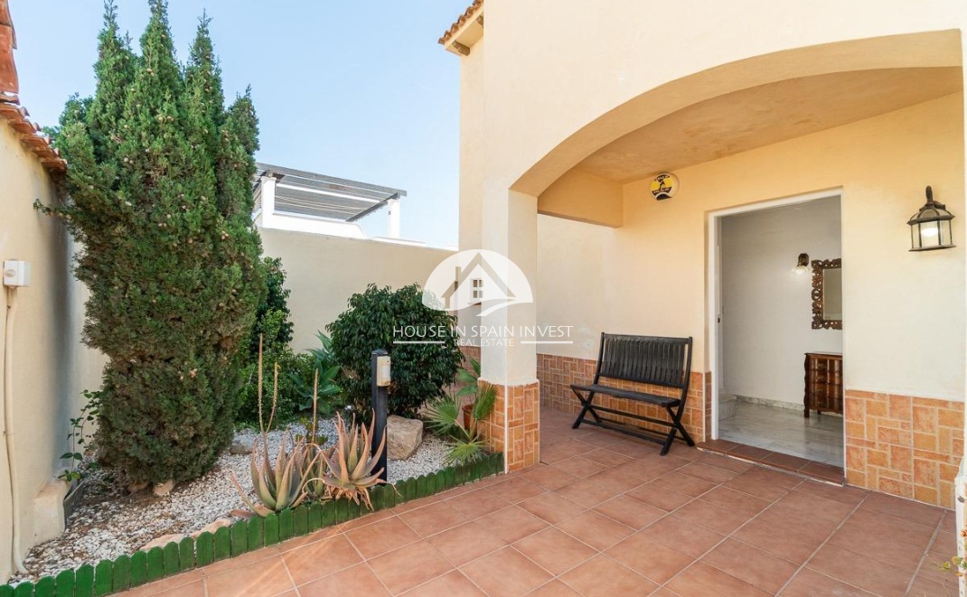 Resale - Villa - Torrevieja - La Mata