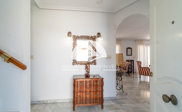 Resale - Villa - Torrevieja - La Mata