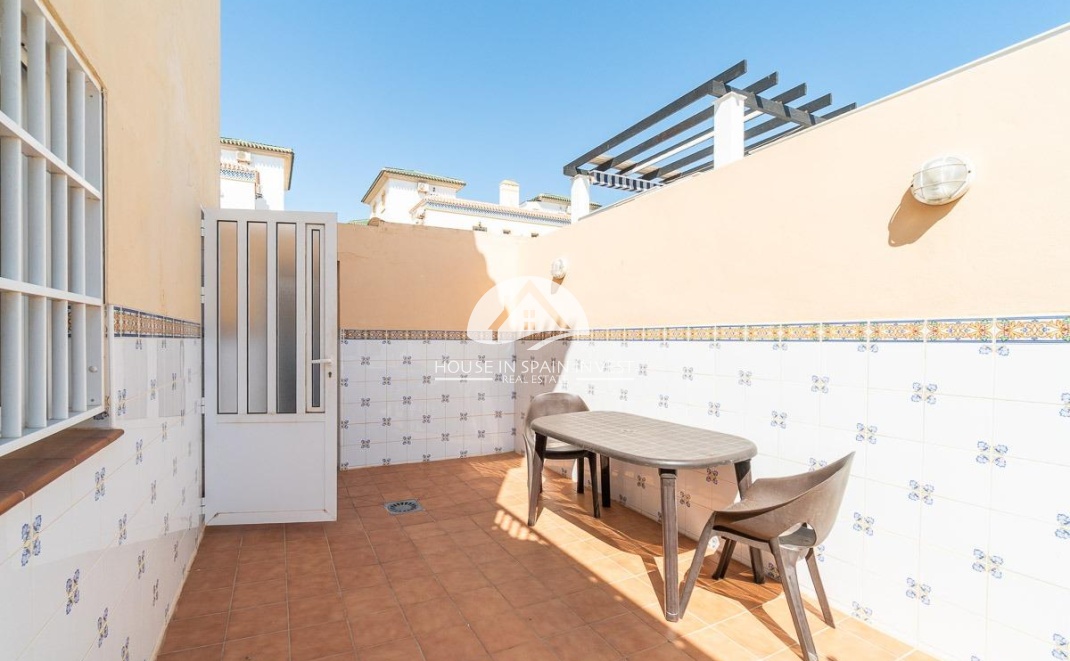 Resale - Villa - Torrevieja - La Mata