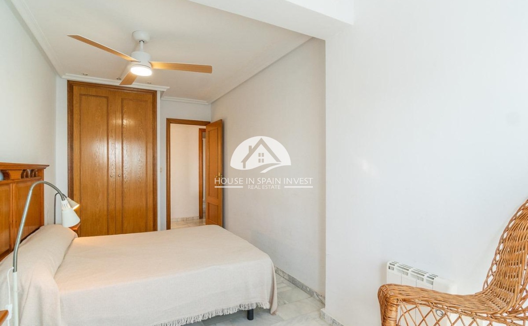 Resale - Villa - Torrevieja - La Mata