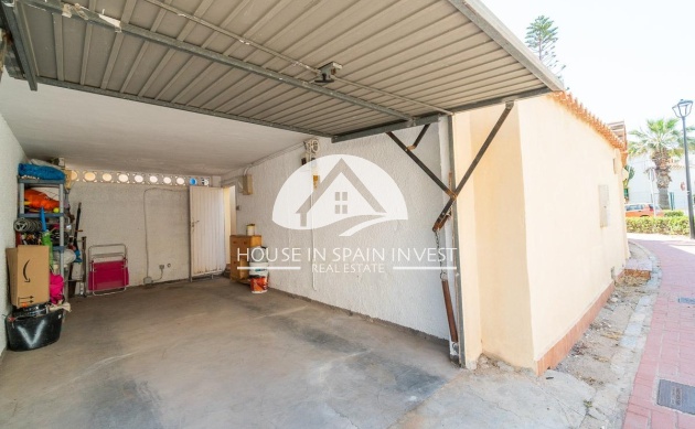 Resale - Villa - Torrevieja - La Mata