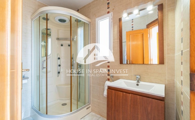 Resale - Villa - Torrevieja - La Mata