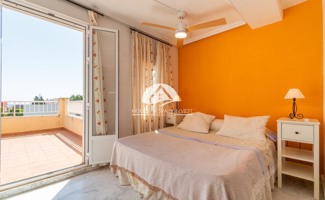 Resale - Villa - Torrevieja - La Mata