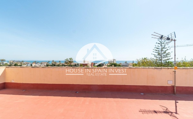 Resale - Villa - Torrevieja - La Mata