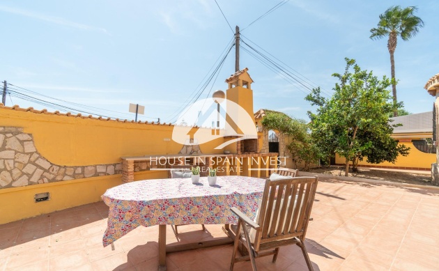 Resale - Villa - Orihuela Costa - La Florida